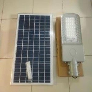 Đèn năng lượng mặt trời K-FY400